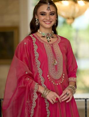 Pink embroidered silk blend kurta trouser dupatta set 1