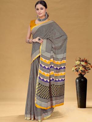 Grey women sarees 3
