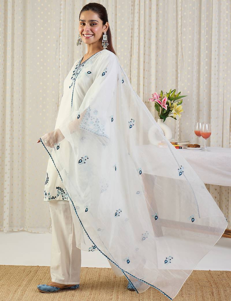 Off white embroidered pure cotton kurta trouser dupatta set