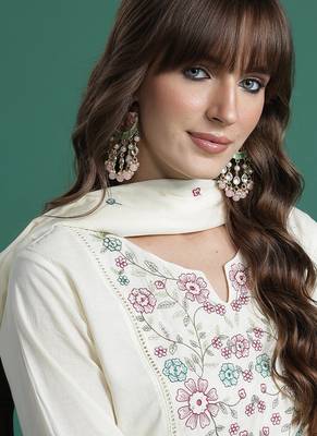 Off white embroidered pure cotton kurta trouser dupatta set 1