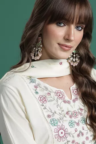 Off white embroidered pure cotton kurta trouser dupatta set