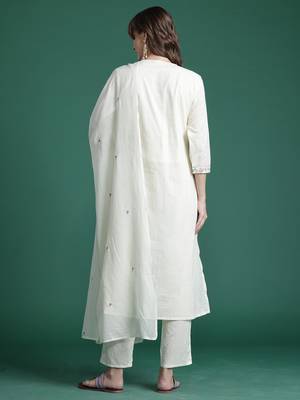 Off white embroidered pure cotton kurta trouser dupatta set 2