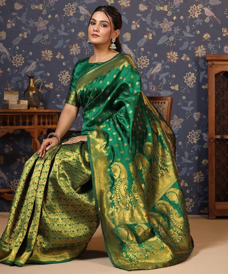 Green ethnic motif woven deisgn zari banarasi saree