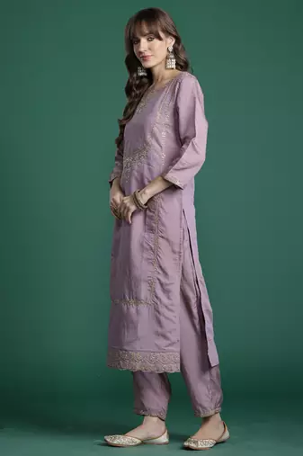 Pink embroidered silk blend kurta trouser dupatta set