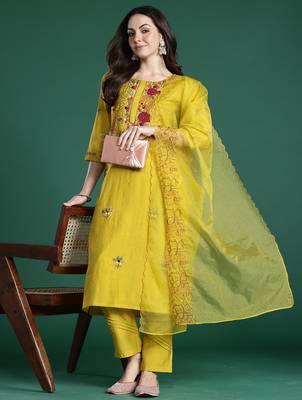 Mustard embroidered silk blend kurta trouser dupatta set 4