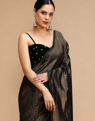 Green banarasi woven design saree with blouse 4