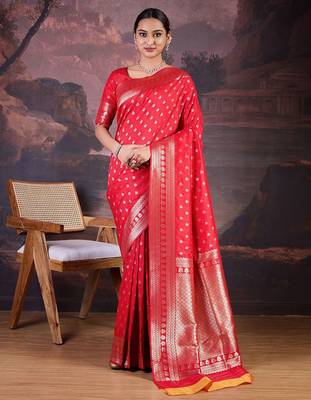 Red woven design banarasi saree 1