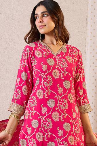 Pink printed chanderi silk kurta trouser dupatta set