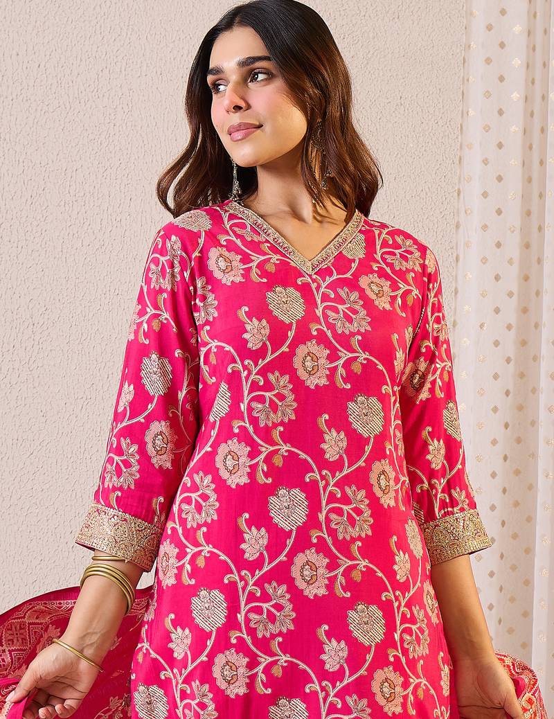 Pink printed chanderi silk kurta trouser dupatta set