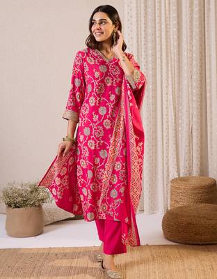 Pink printed chanderi silk kurta trouser dupatta set 4