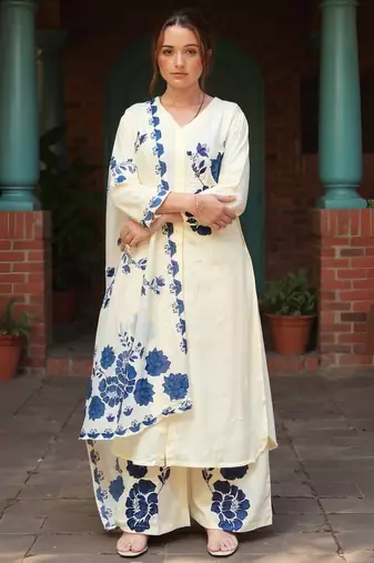 Off white printed viscose rayon kurta trouser dupatta set