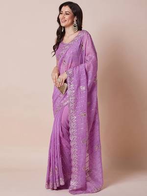 Lavender embellished saree with blouse piece 3