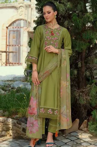 Green embroidered liva kurta trouser dupatta set