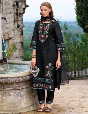 Black embroidered silk blend kurta trouser dupatta set 3