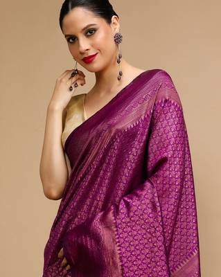 Purple woven design banarasi saree with unstitched blouse 5