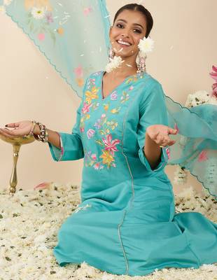 Sea green embroidered silk blend kurta trouser dupatta set 1