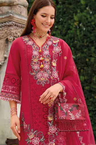 Red embroidered silk blend kurta trouser dupatta set