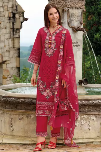 Red embroidered silk blend kurta trouser dupatta set