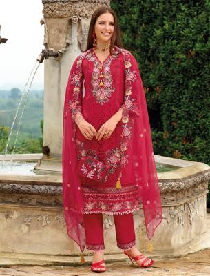 Red embroidered silk blend kurta trouser dupatta set 3
