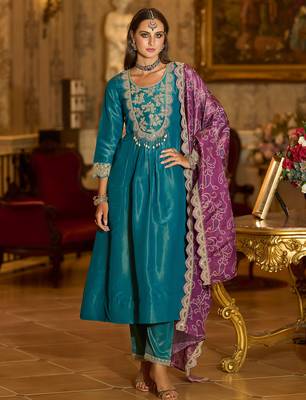 Blue embroidered silk blend kurta trouser dupatta set 3