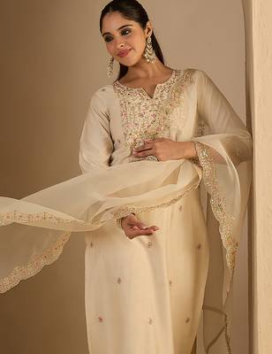 Off white embroidered liva kurta trouser dupatta set 1