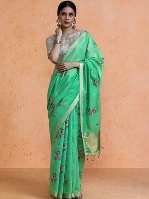 Green woven design saree with blouse 1