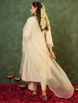 White embroidered liva kurta trouser dupatta set 2