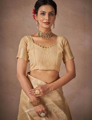 Beige woven design sarees with blouse piece 5