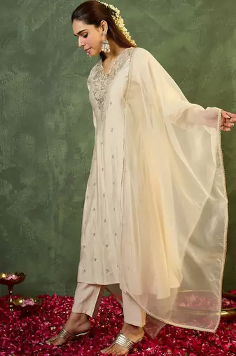 White embroidered liva kurta trouser dupatta set