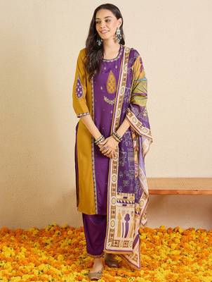 Purple embroidered viscose rayon kurta trouser dupatta set 4