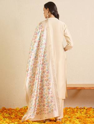 Off white embroidered silk blend kurta trouser dupatta set 2