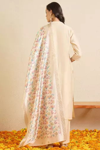 Off white embroidered silk blend kurta trouser dupatta set