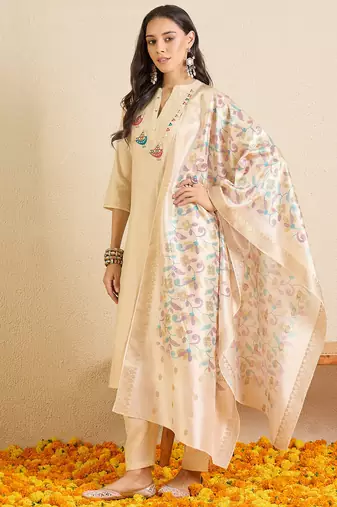 Off white embroidered silk blend kurta trouser dupatta set