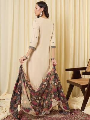 Cream embroidered viscose rayon kurta trouser dupatta set 2