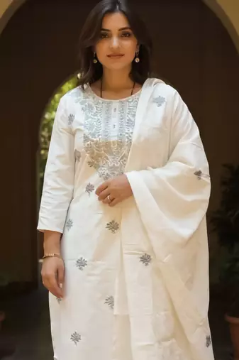 Off white embroidered pure cotton kurta trouser dupatta set