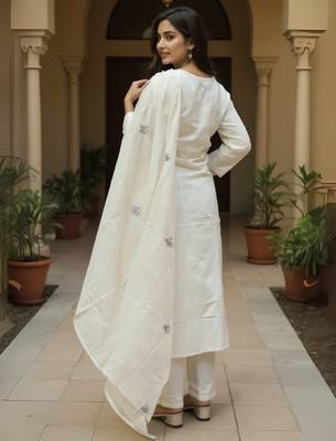 Off white embroidered pure cotton kurta trouser dupatta set 2