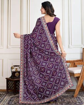 Purple panetar bandhani printed with embroidered saree with unstitched blouse 3
