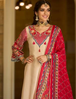 Cream embroidered silk blend kurta trouser dupatta set 4