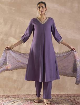Purple solid silk blend kurta trouser dupatta set 4