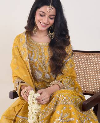 Yellow embroidered organza kurta trouser dupatta set 1