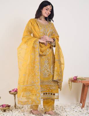 Yellow embroidered organza kurta trouser dupatta set 3