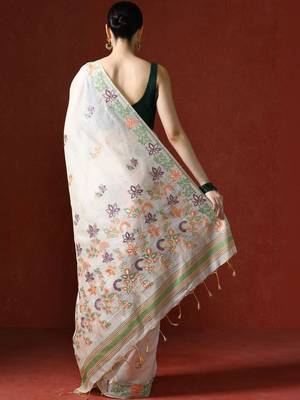 Cream woven design saree with blouse 4
