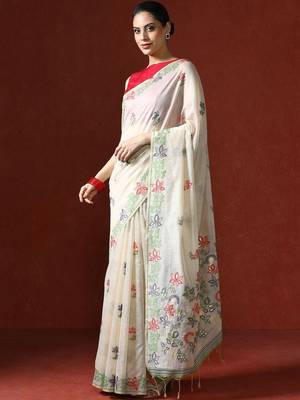 Cream woven design saree with blouse 3