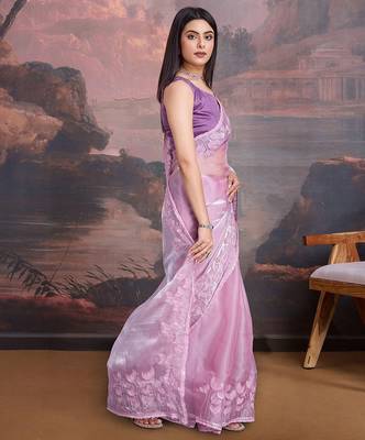 Mauve floral embroidered saree with blouse piece 2