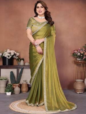 Green embellished saree with unstitched blouse 5