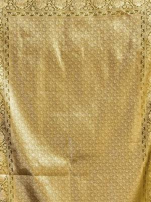 Olive woven design zari art silk banarasi saree 5