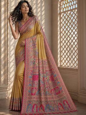 Gold printed sarees blouse piece 2