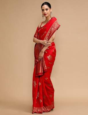 Red ethnic motifs banarasi saree with unstitched blouse 3