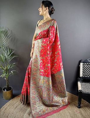 Red classic indian silk rich woven pallu design sarees 3