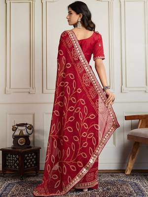 Red bandhani printed embroidered saree with unstitched blouse 5